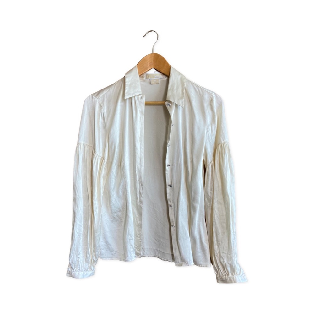 Micheal kore white blouses, long sleeves, size US 2